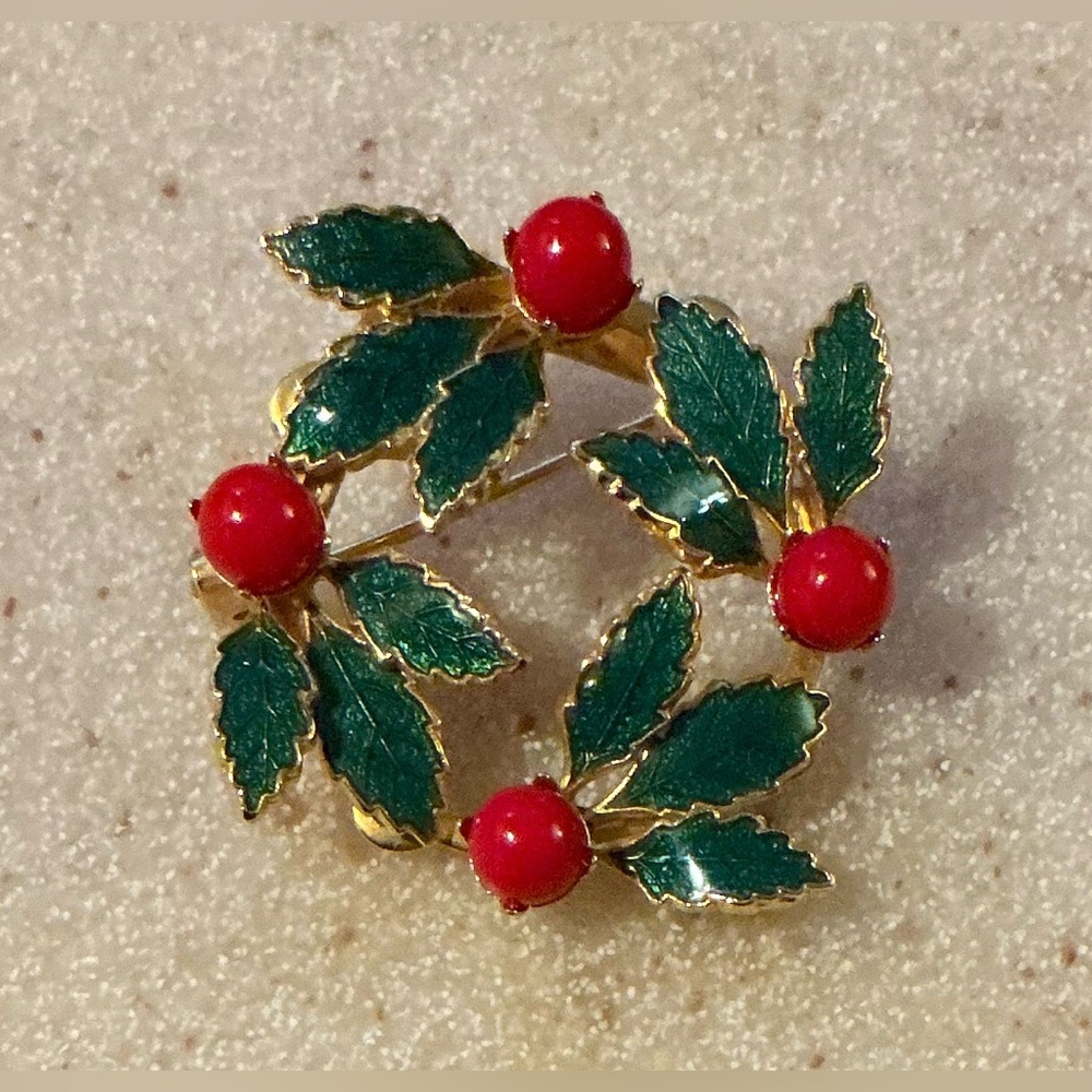 Elegant Gold and Green Holly Brooch